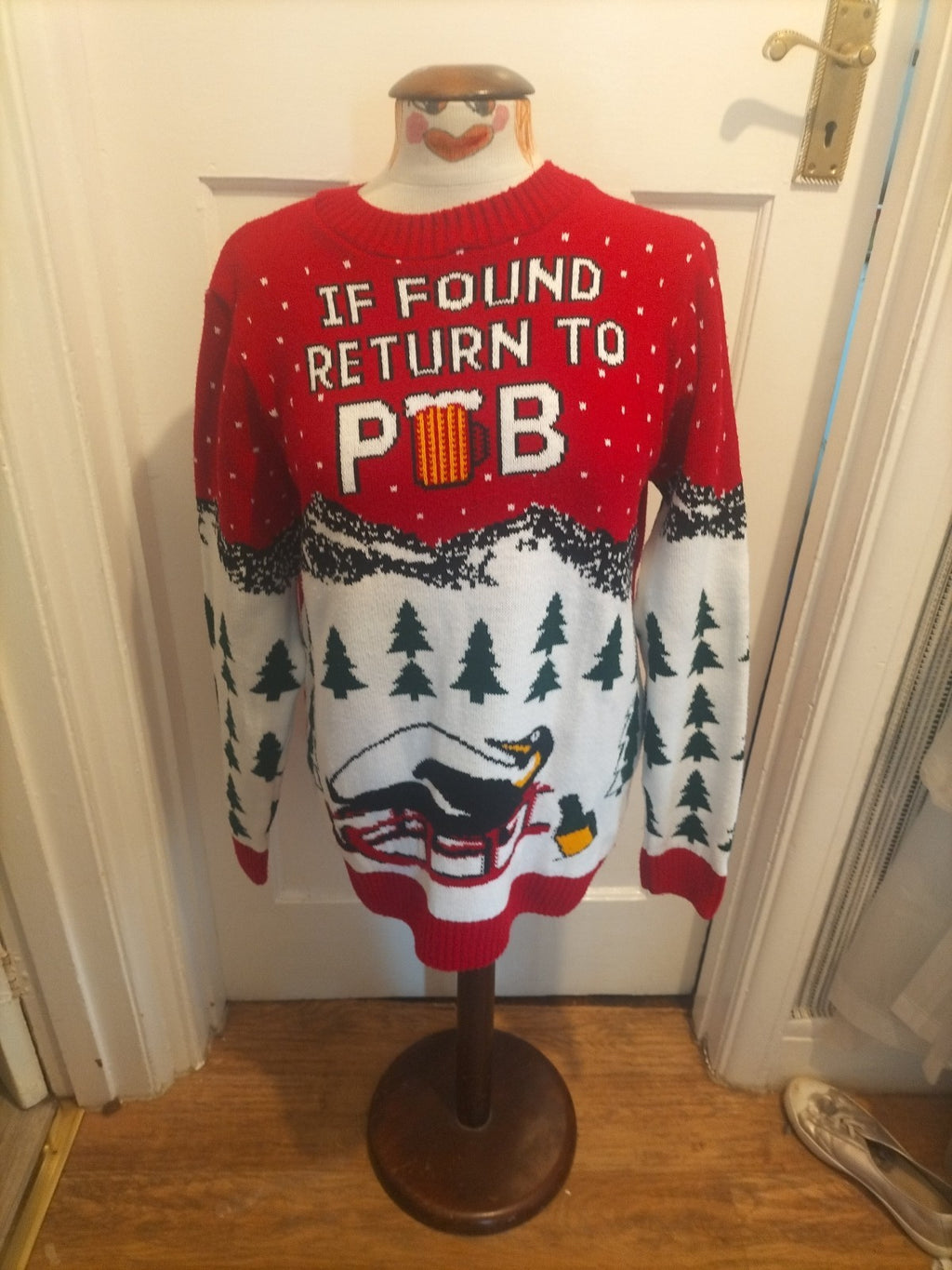 Mens Pout Size Large Red"Return To Pub" Christmas Jumper