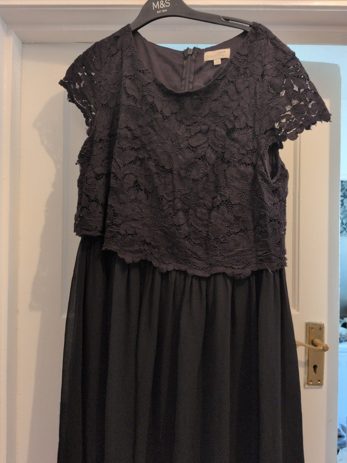 Papaya Maternity 16 Black Sleeveless Dress