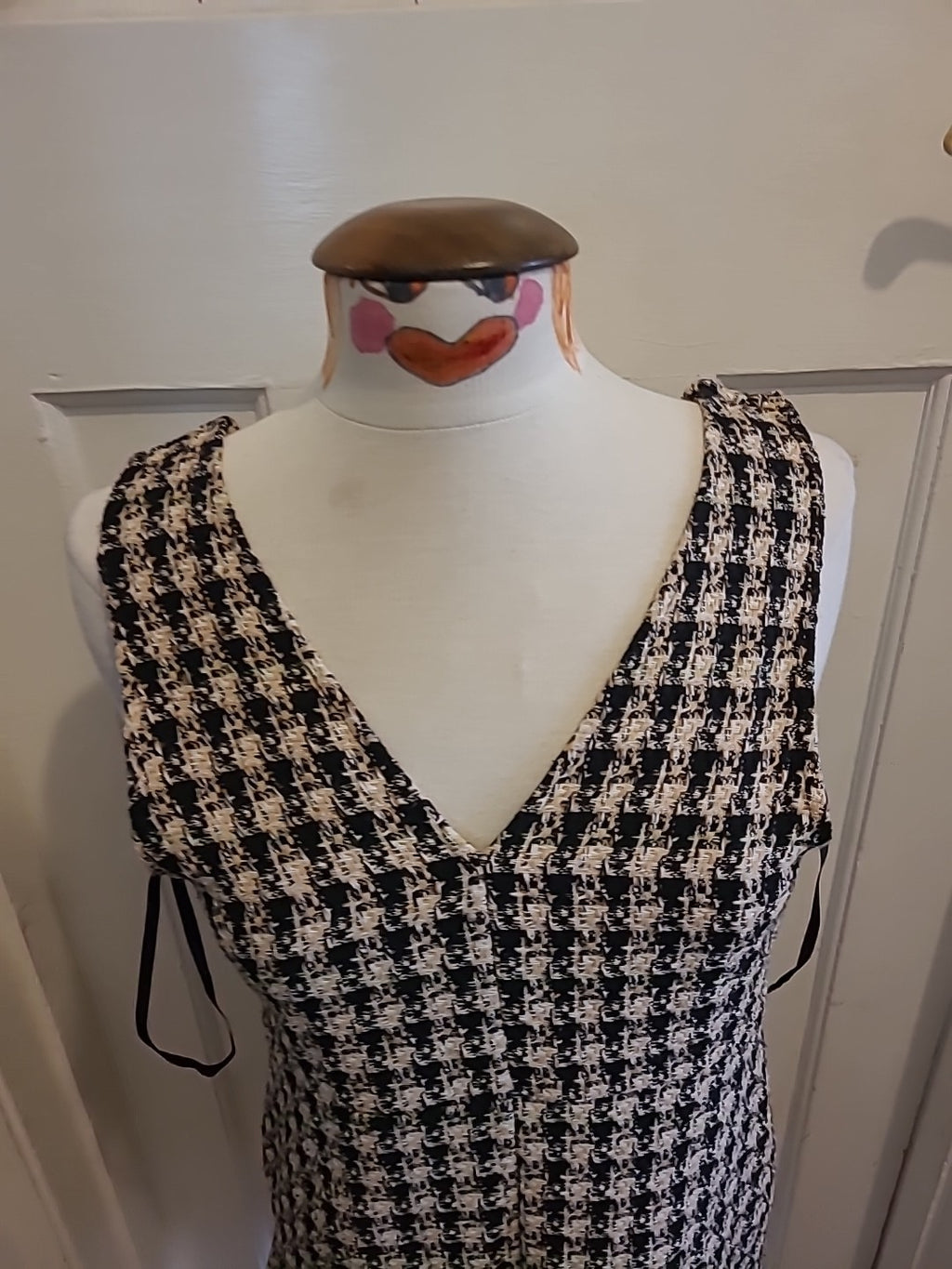 Ladies Primark Size 6 Beige Black Sleeveless Dress