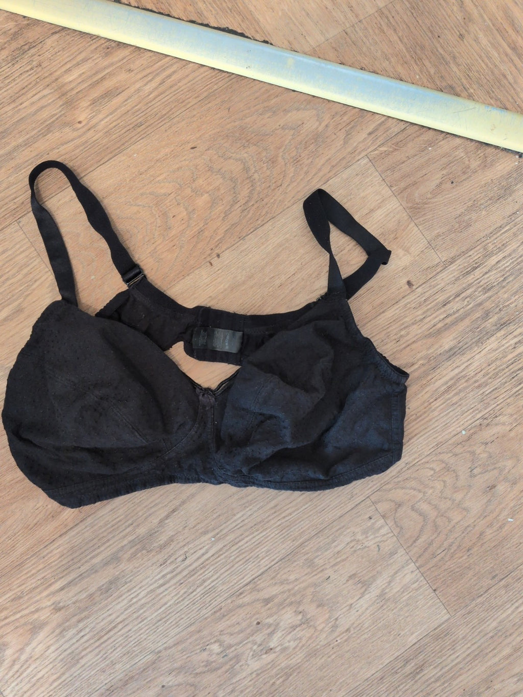 Ladies Size 46E Black No Pad And No Wire Bra