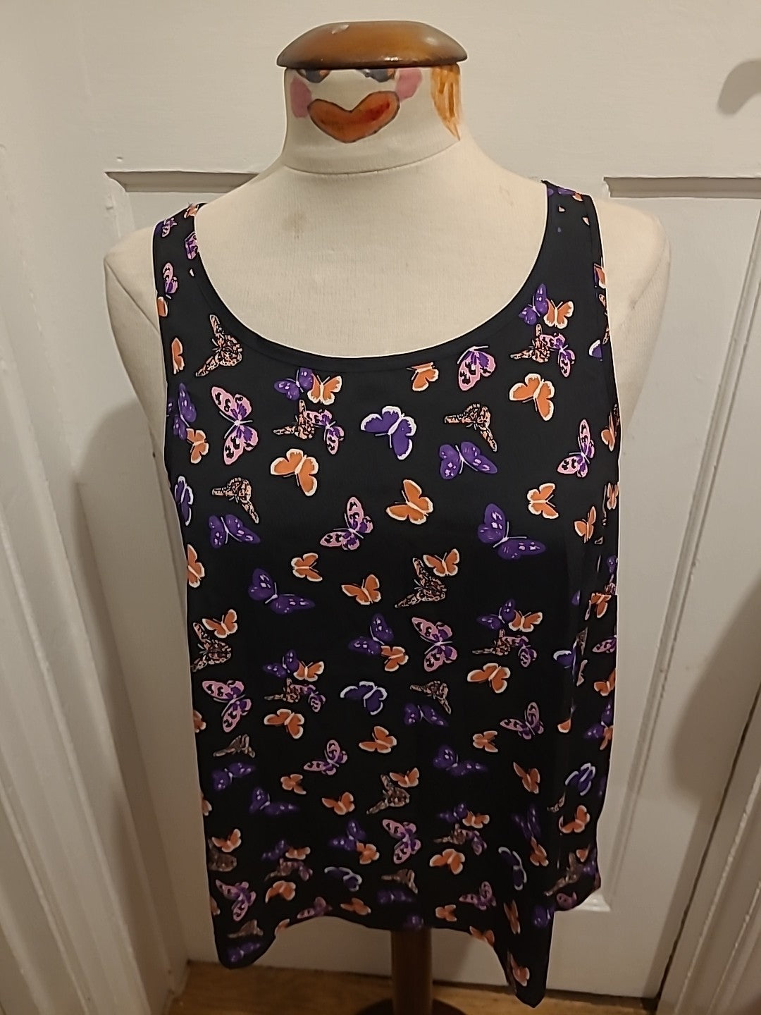 Ladies Sleeveless Top Atmosphere Size 12 Black / Pink Butterflies