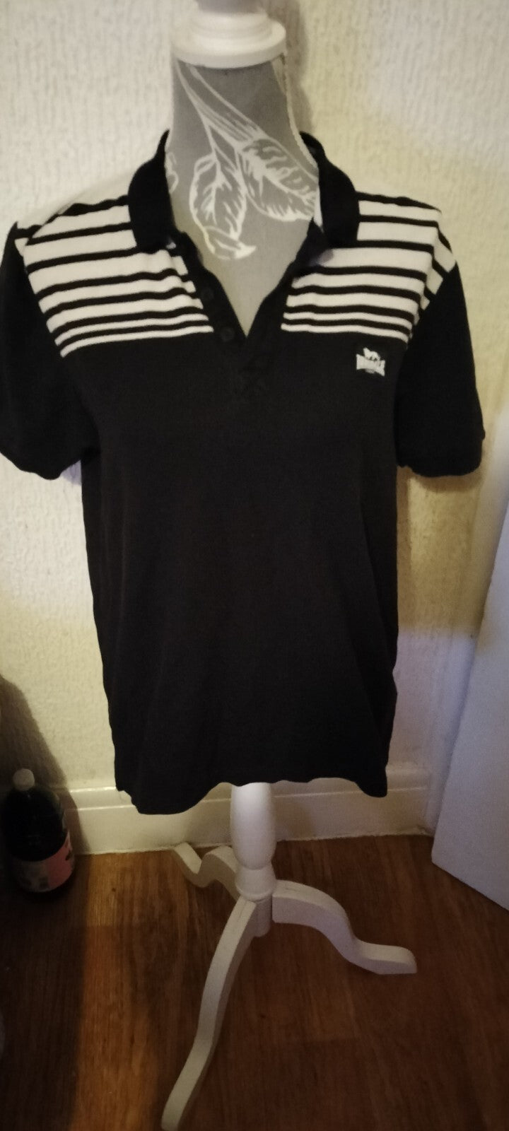 Mens Lonsdale Size Small Black Short Sleeved Polo
