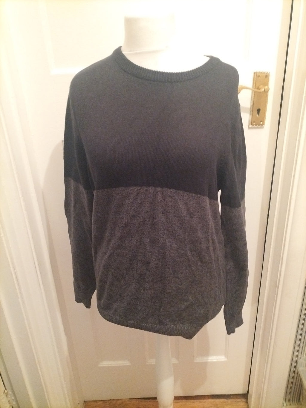Mens Maine New England Size M Black And Grey Long Sleeved Pullover Jumper