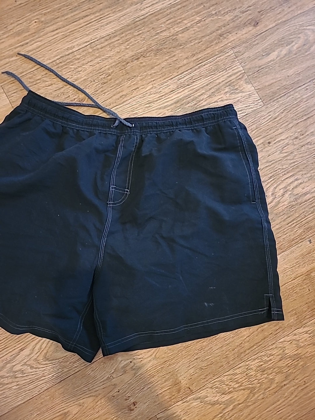 Mens Tu Size XL Black Mesh Lined Elasticated Shorts