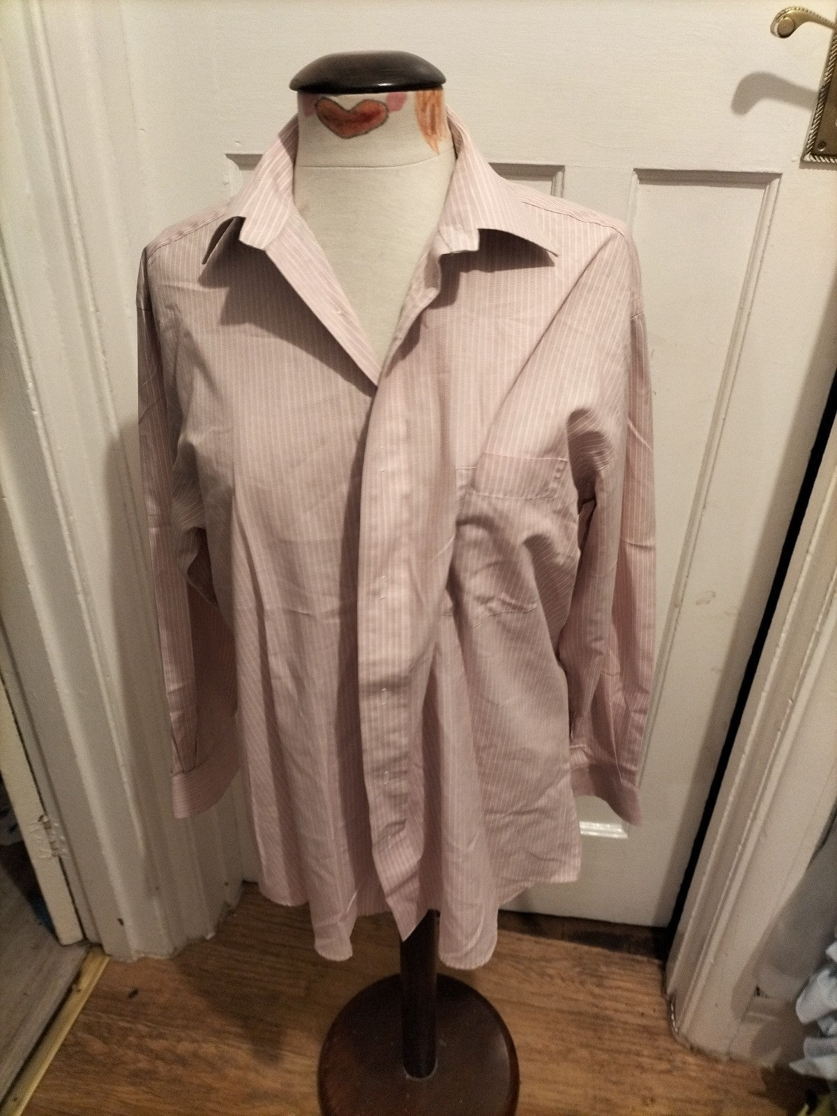 Mens Van Heusen Size 15.5" Collar Pink Amd White Striped Formal Shirt