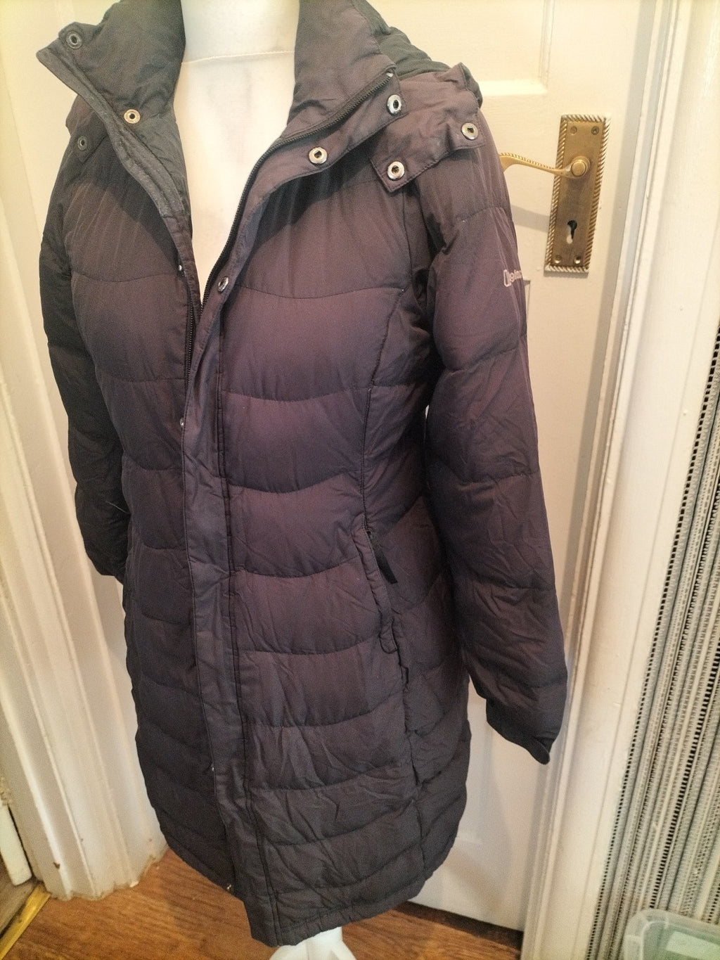 Ladies Berghaus Size 10 Black Lined Puffer Jacket Longline