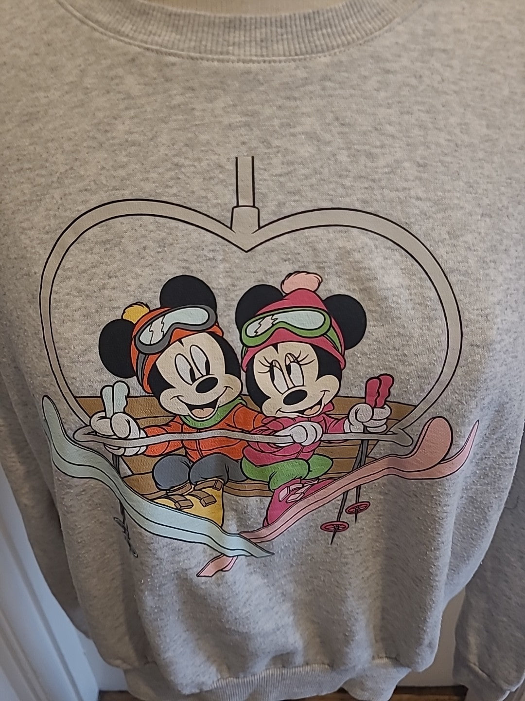 Ladies H&M Size Large Minnie&Mickey Jumper