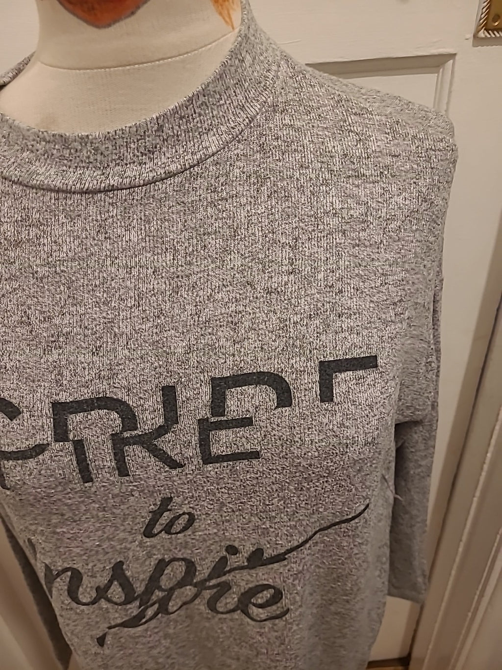 Ladies River Island Size 8 Grey Long Sleeved Longline Jumper