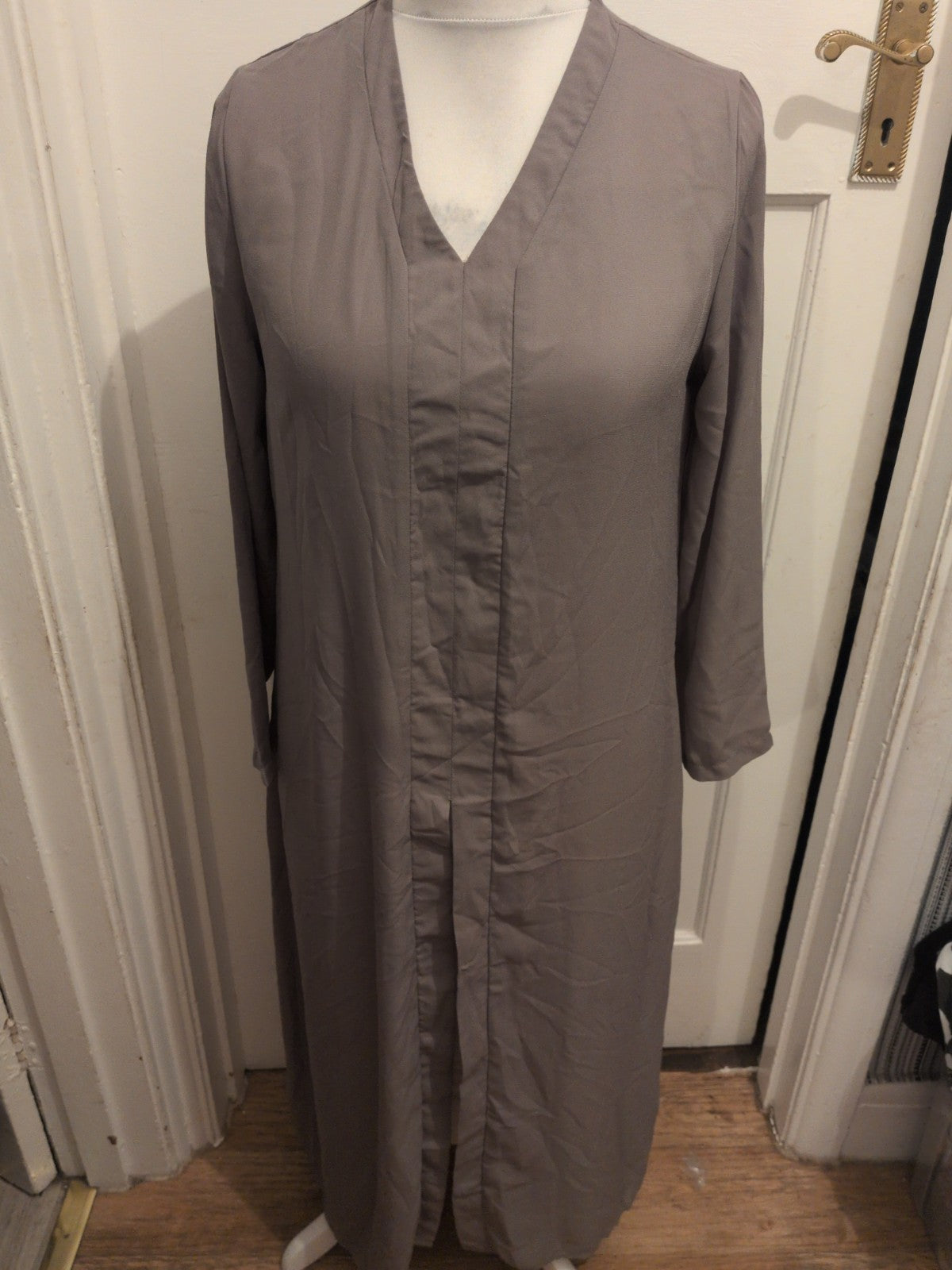 Ladies Size Large Green Long Sleeve Long Length Dress