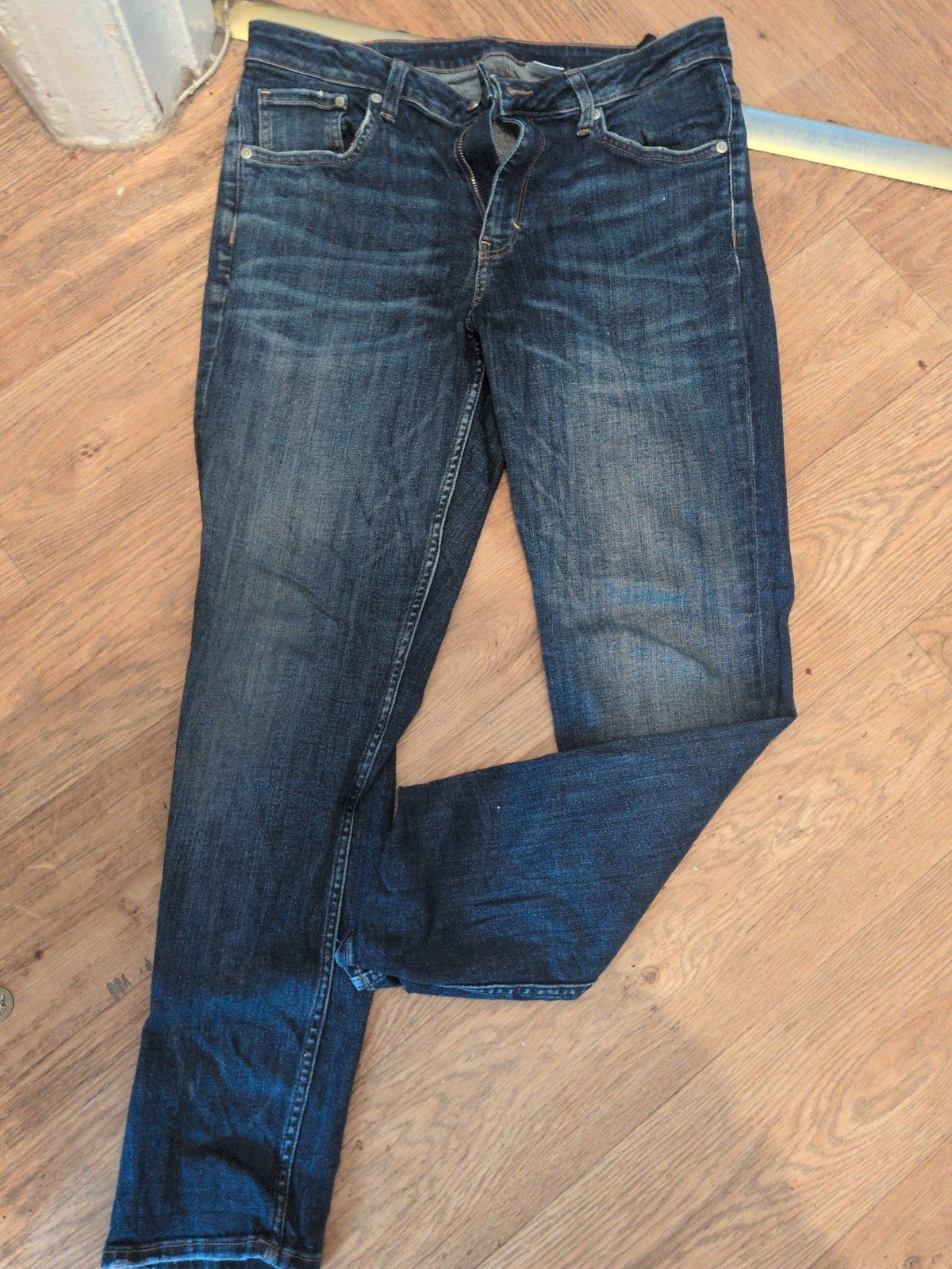 EU 40 Girlfriend Jeans