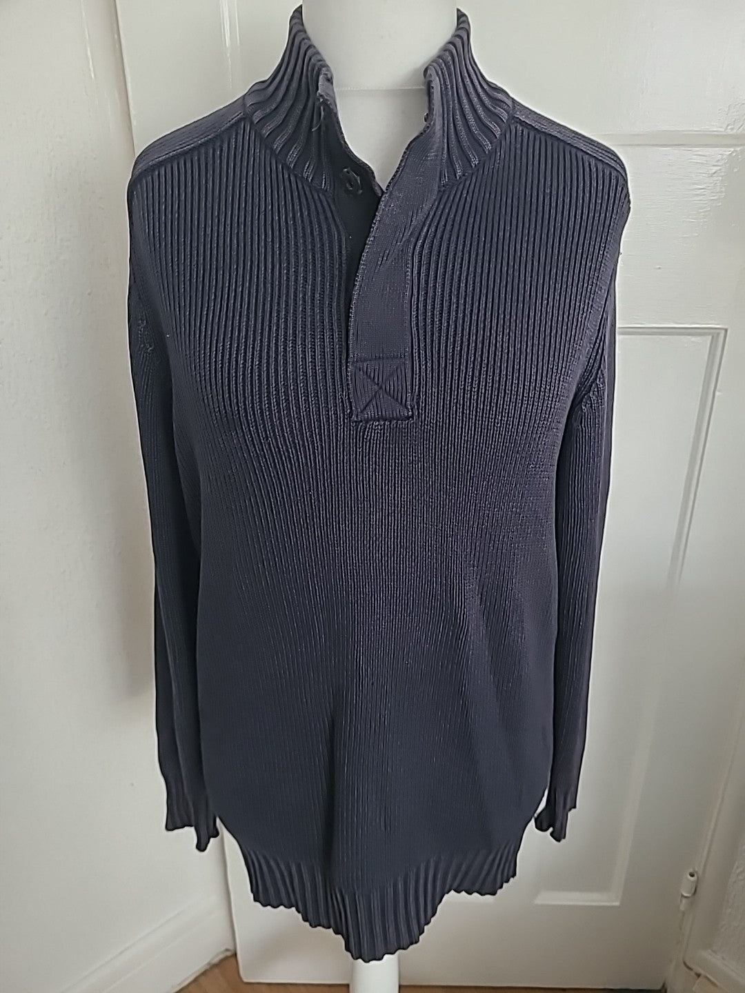Mens Sandstone Size M Navy Ribbed Jumper