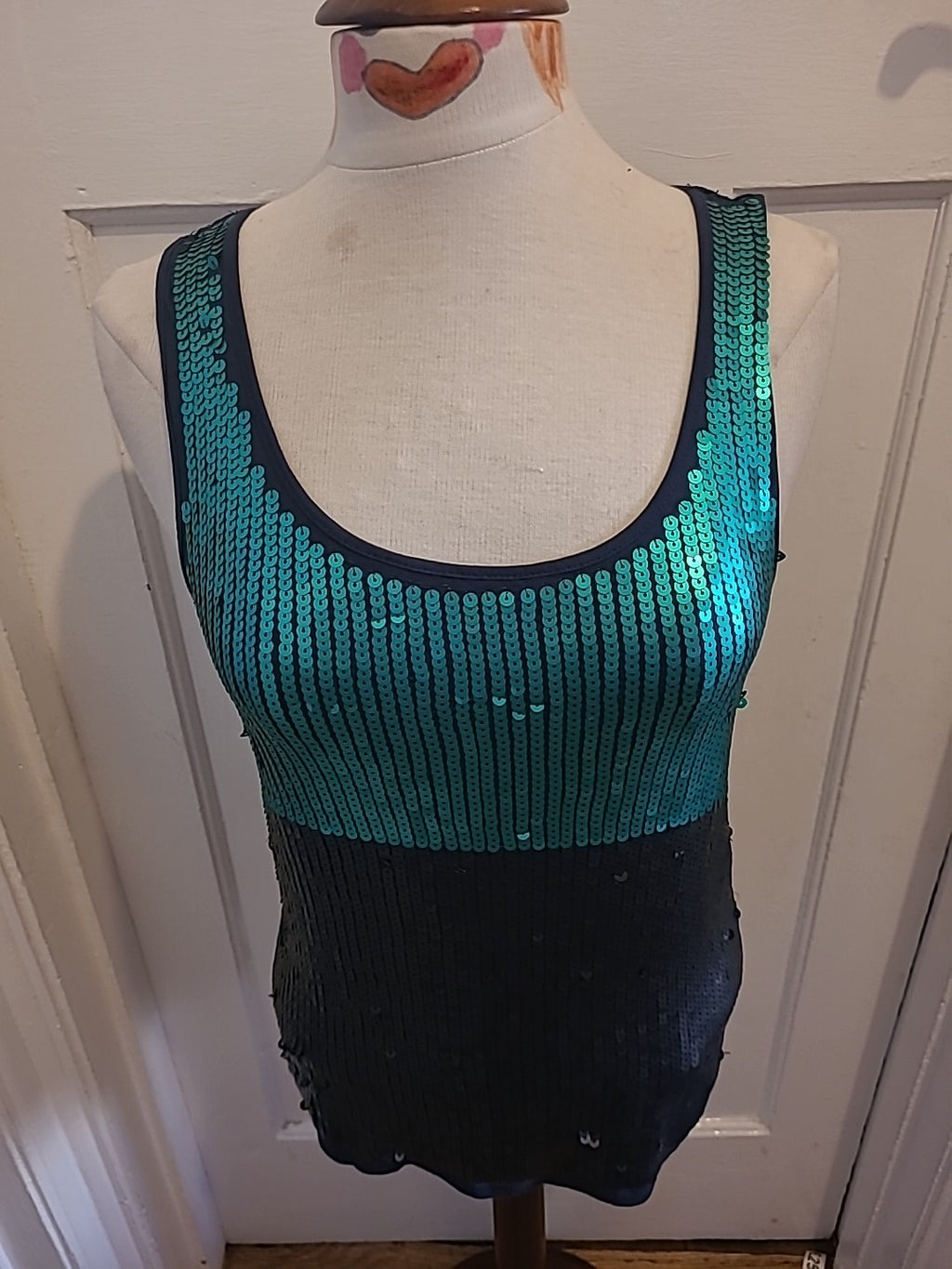 Ladies Evie Size 10 Navy Green Sequin Sleeveless Tank Top(Few Sequins Missing)