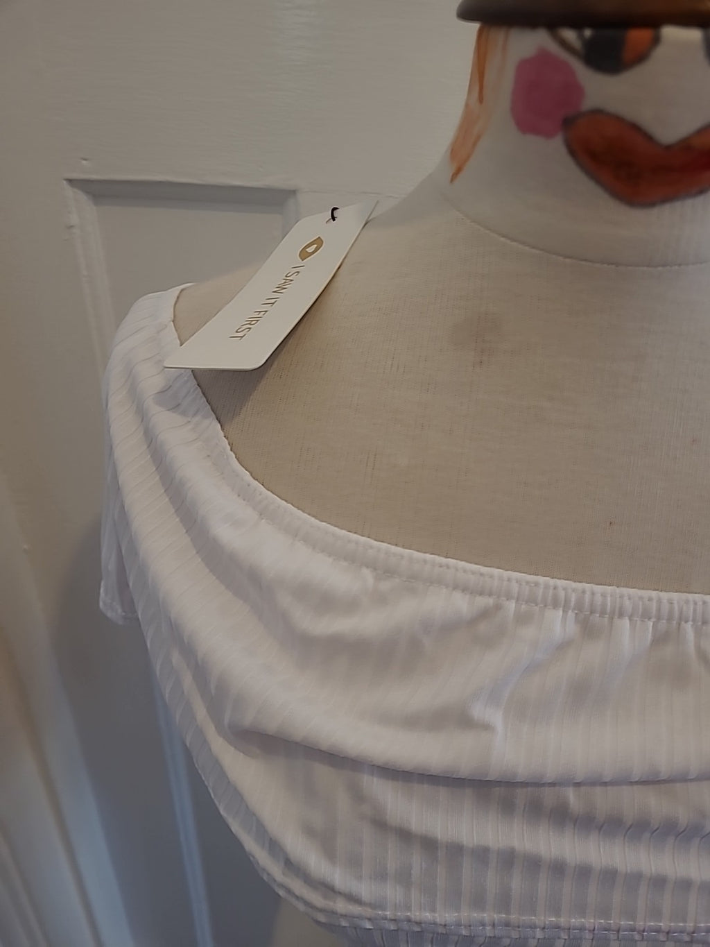 Brand New I Saw It First Size 14 Scuba Crape Milkmaid Puff Sleeve Blouse White