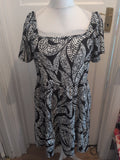 George 16 Black And White Patterned Short Sleeve Flare Dress