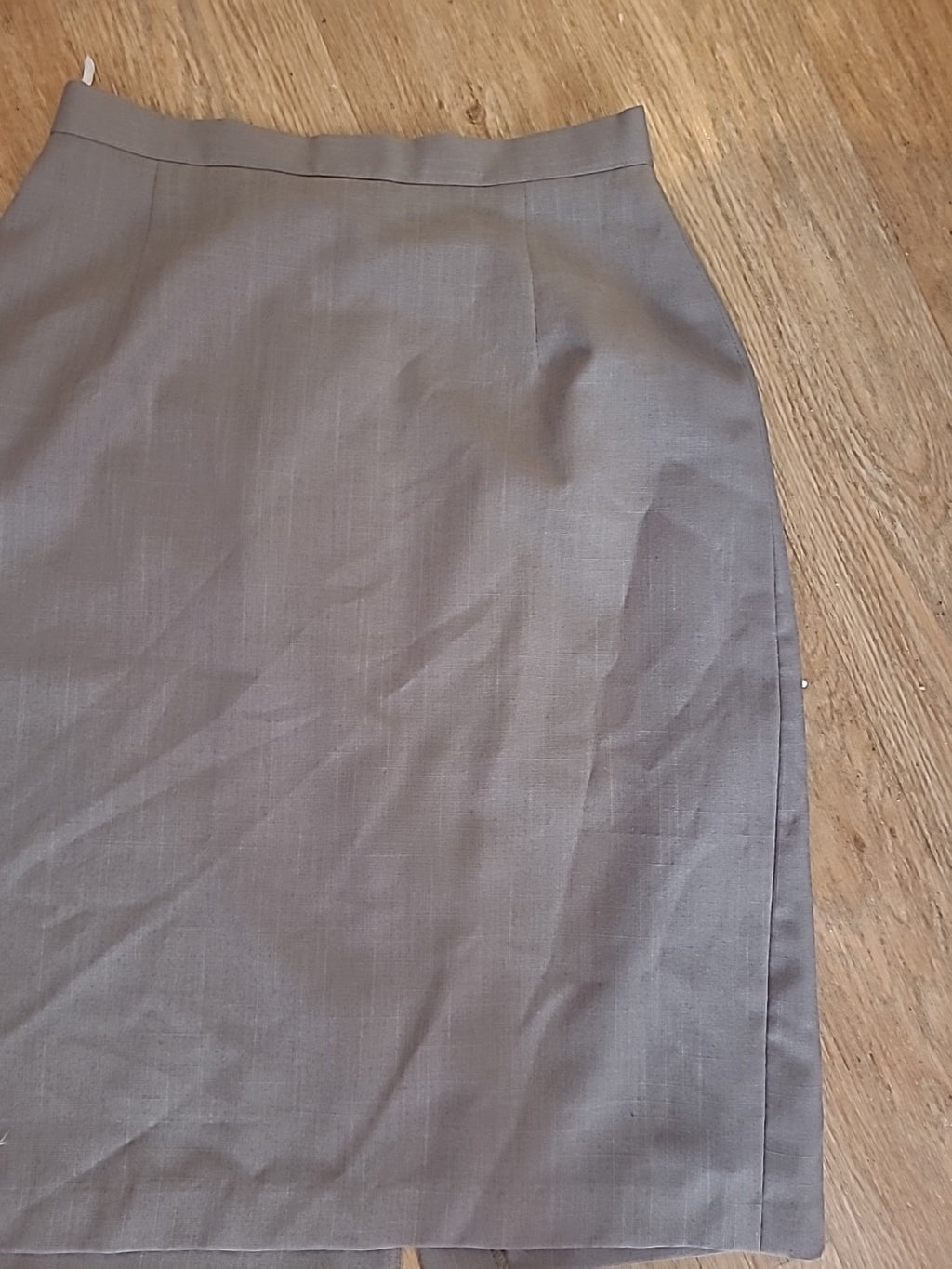 Ladies Size 14 Grey Lined Ankle Length Skirt