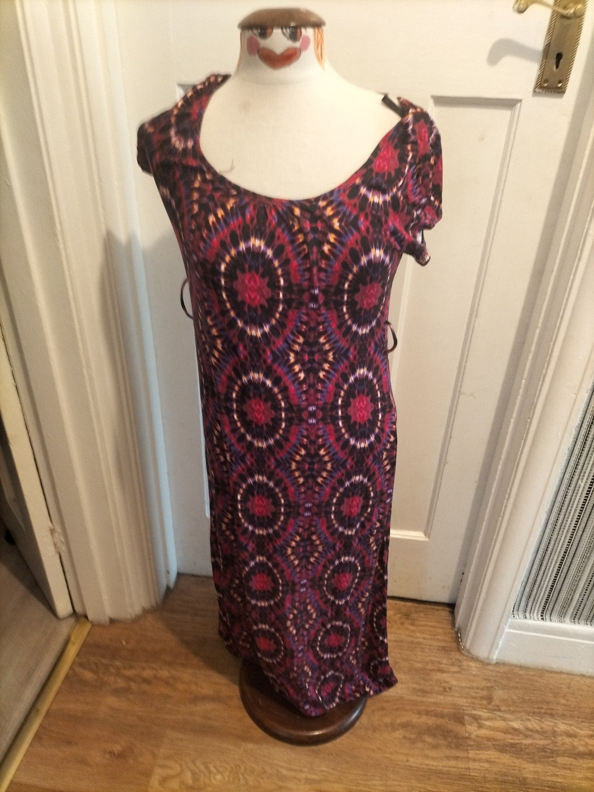 Ladies Wallis Petite Size Small Multi Purple Short Sleeved Dress