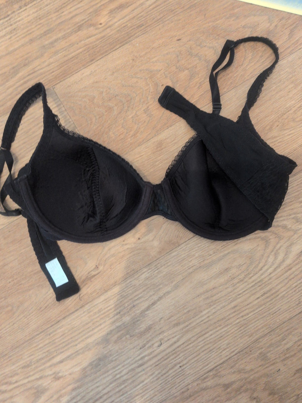 38b Black Padded Wired Bra