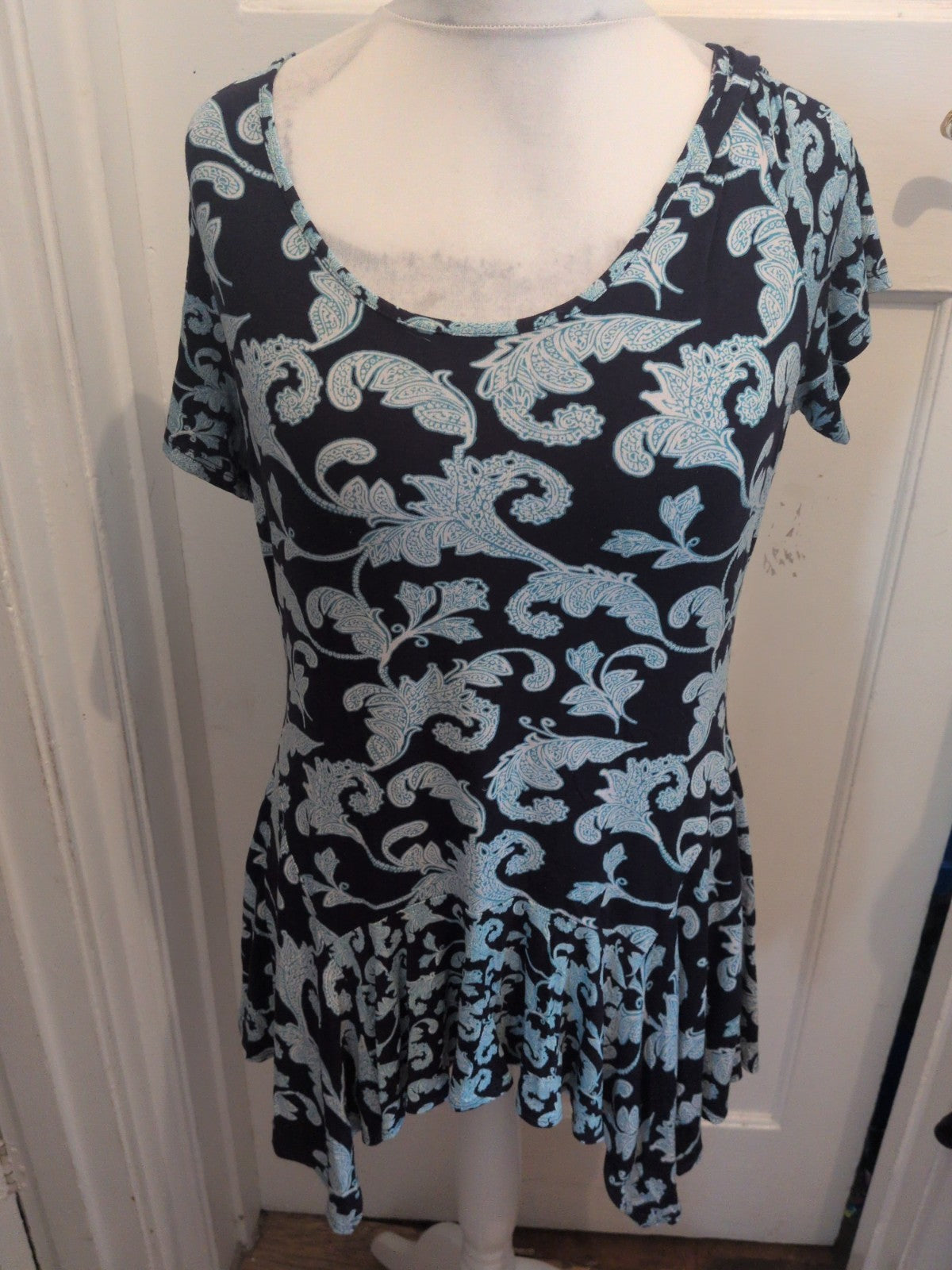 Ladies Per Una Size 14 Navy And Teal Pattern Short Sleeve Blouse