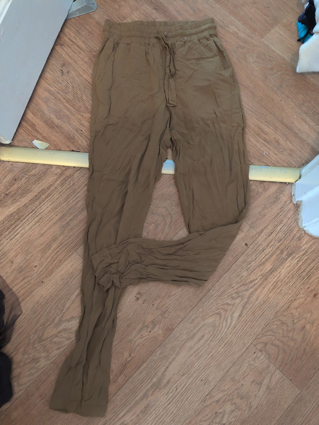 Primark 4 Brown Elasticated Trousers With Drawstring