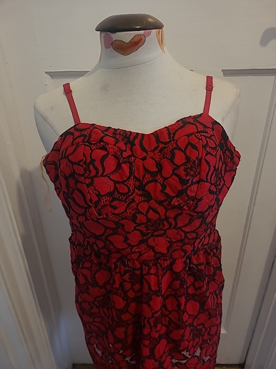 Ladies Lily Rose Size Medium Red Black Floral Padded Bust Dress