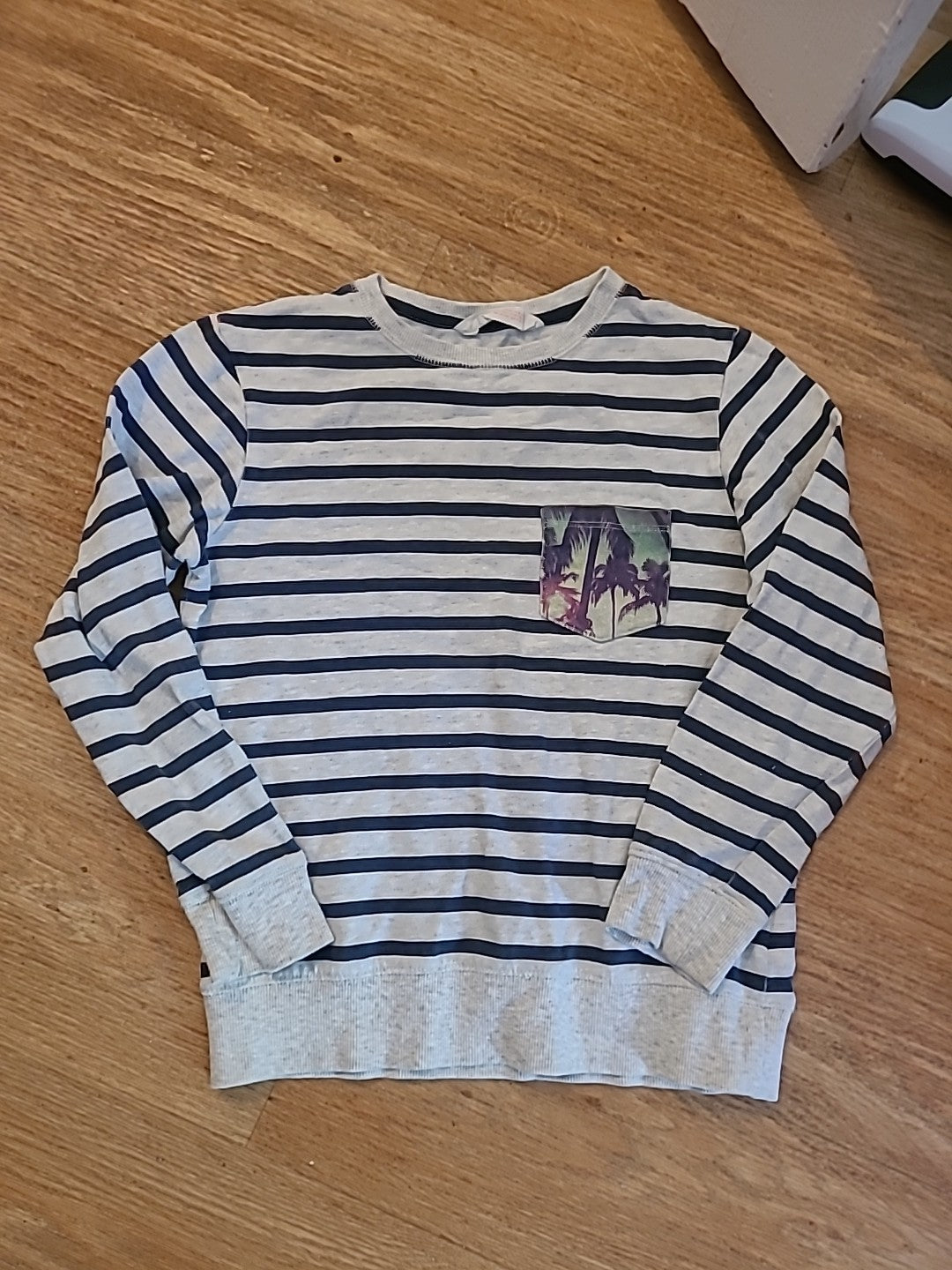 Boys H+M 8-10 Years Grey Navy Striped Tshirt
