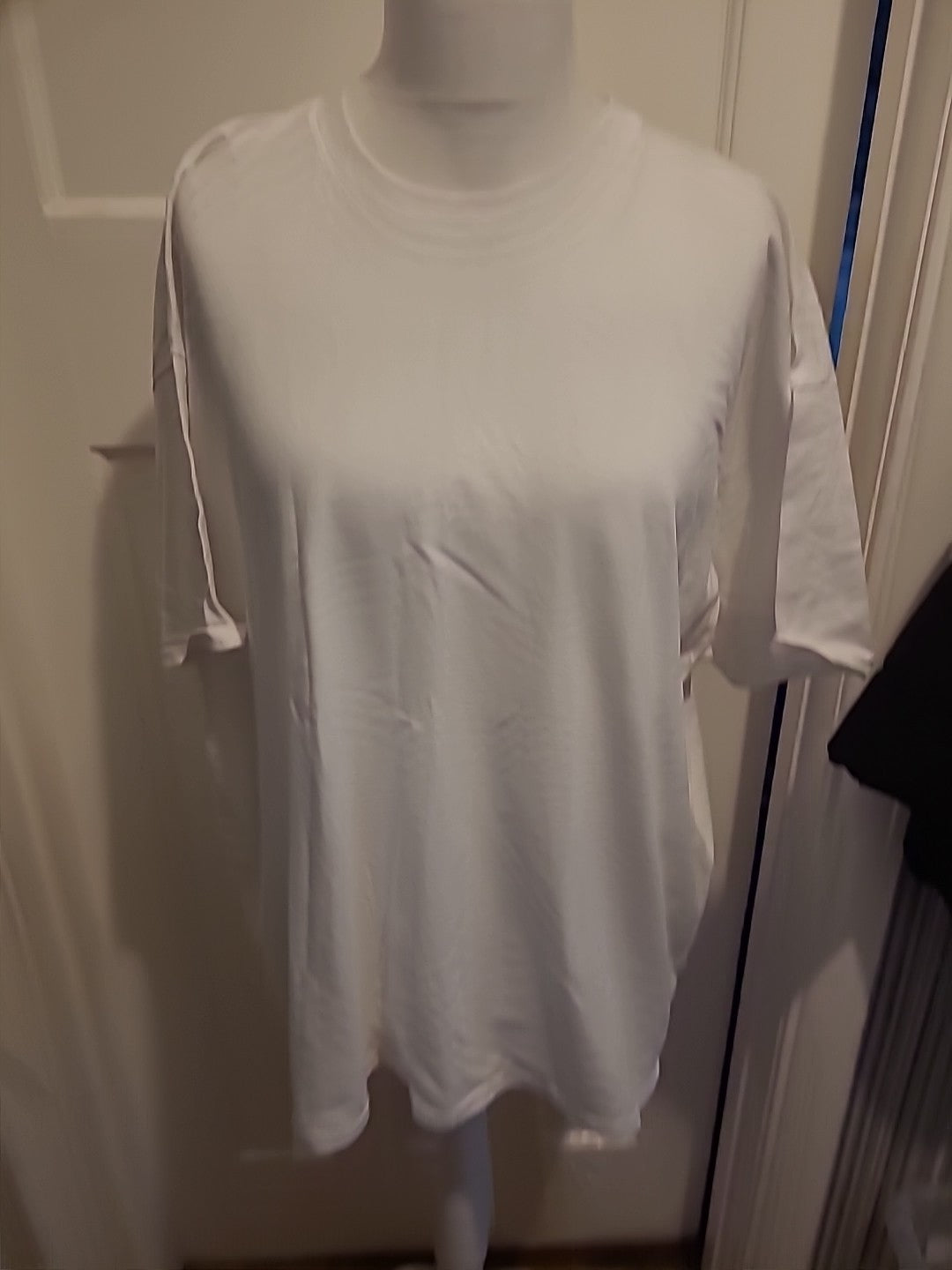 Mens Fruit Of The Loom Size XL White Heavy Cotton Short Sleeved Tshirt