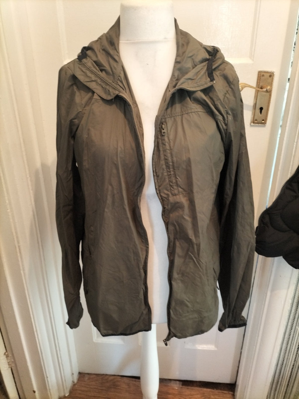Mens Supremebeing Size Medium Dark Green Rain Mac