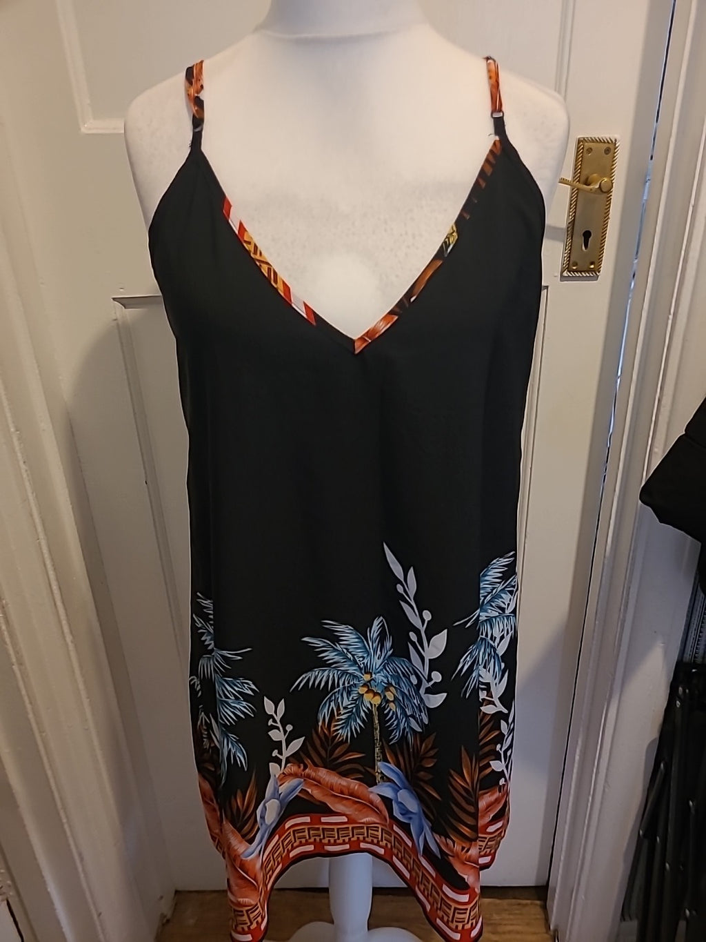 Ladies Shein Curve Size 1XL Black Floral V Neck Blouse