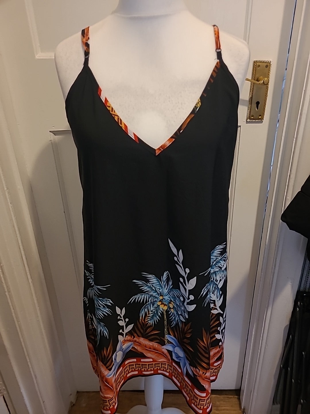 Ladies Shein Curve Size 1XL Black Floral V Neck Blouse