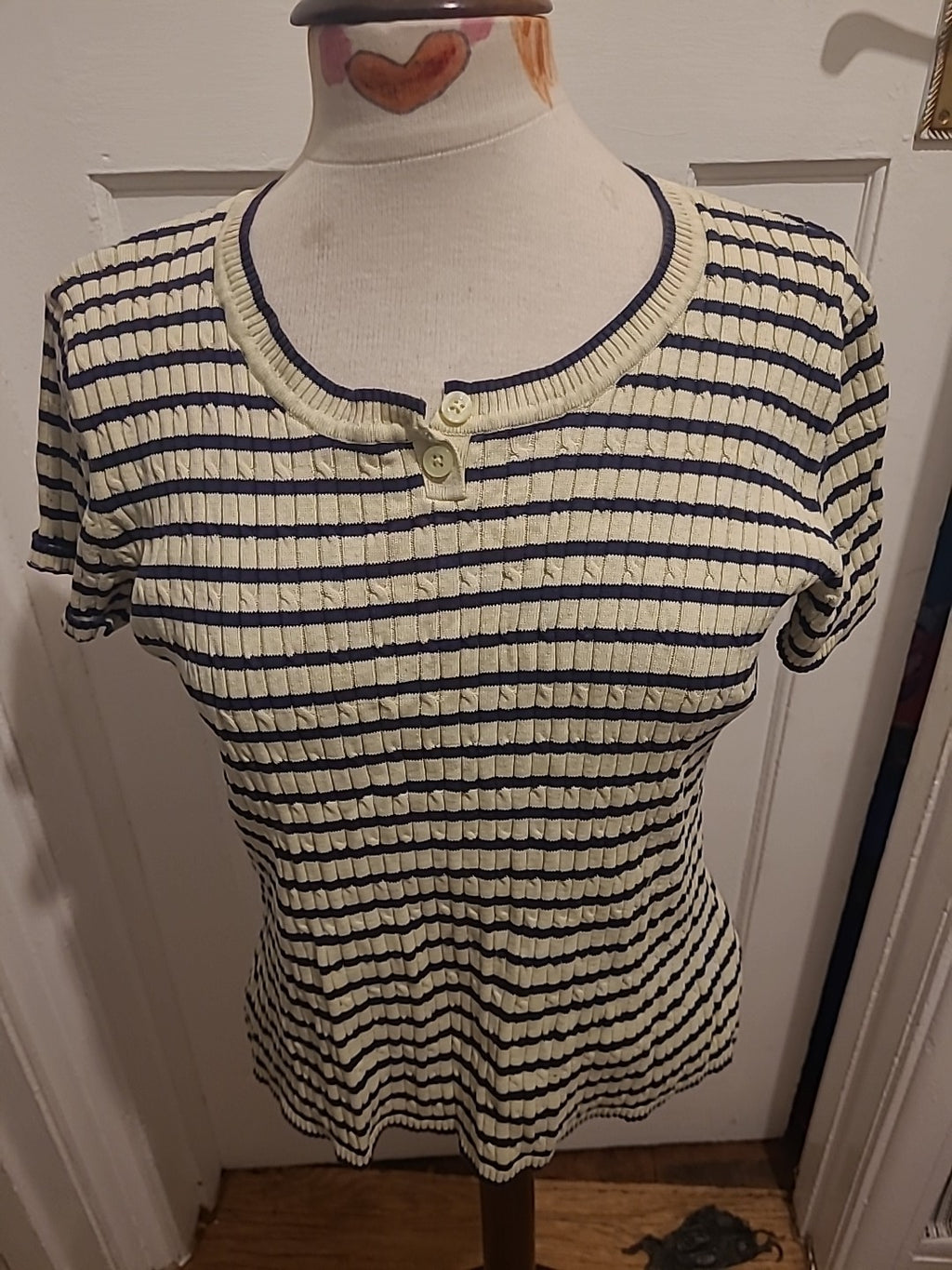 Ladies Croft&Barrow Size Large Navy/Off White Striped Short Sleeved Tshirt