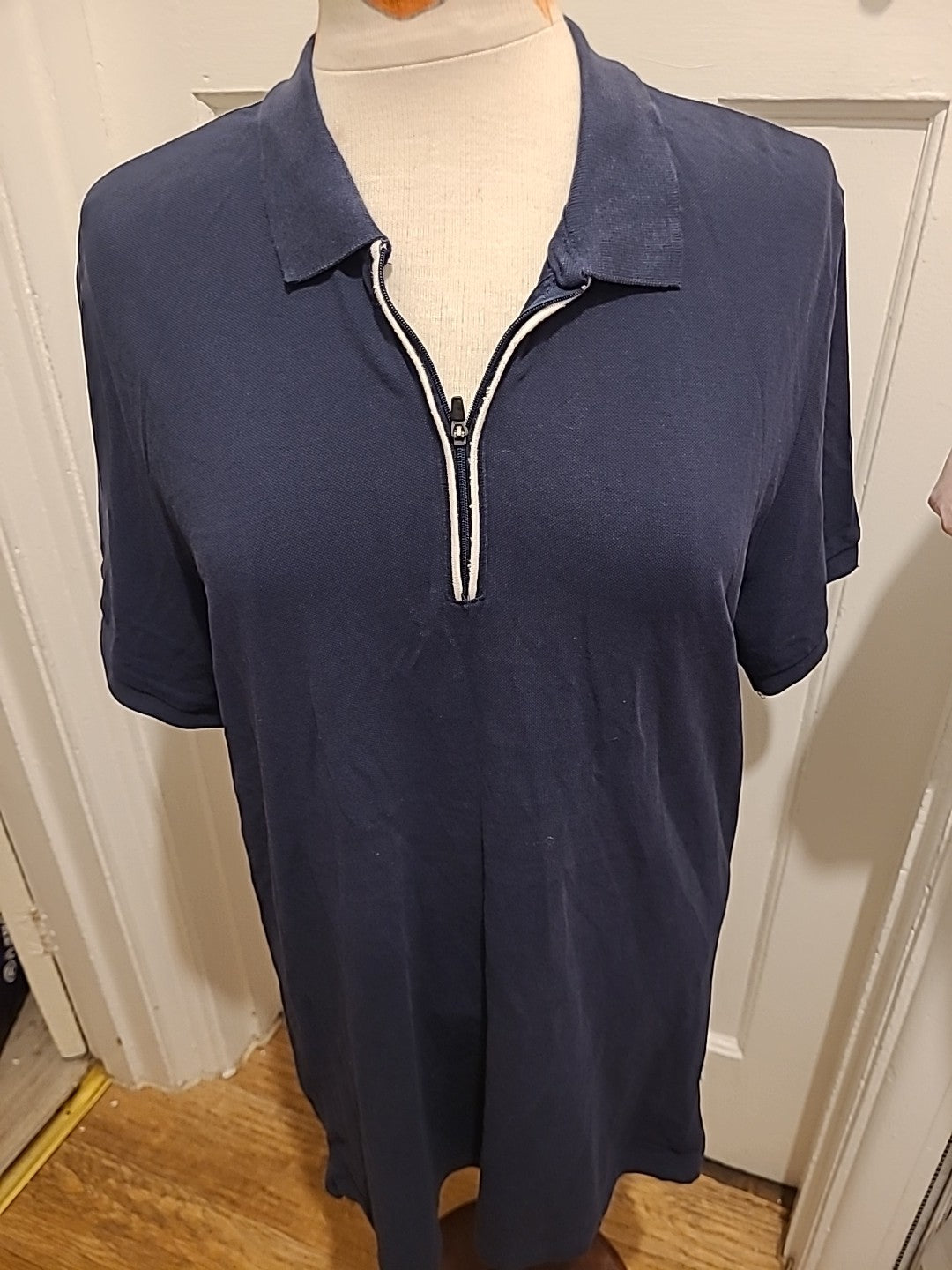 Mens Causal Friday Size Large Navy Short Sleeved Polo