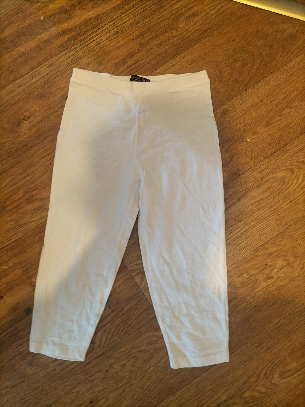 Ladies Primark Size 6 White Cropped Leggings