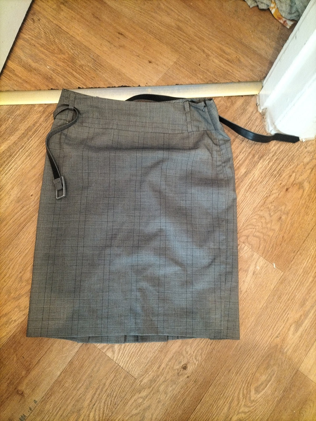 Jasper Conran 12 Grey Check Pencil Lined Belted Skirt