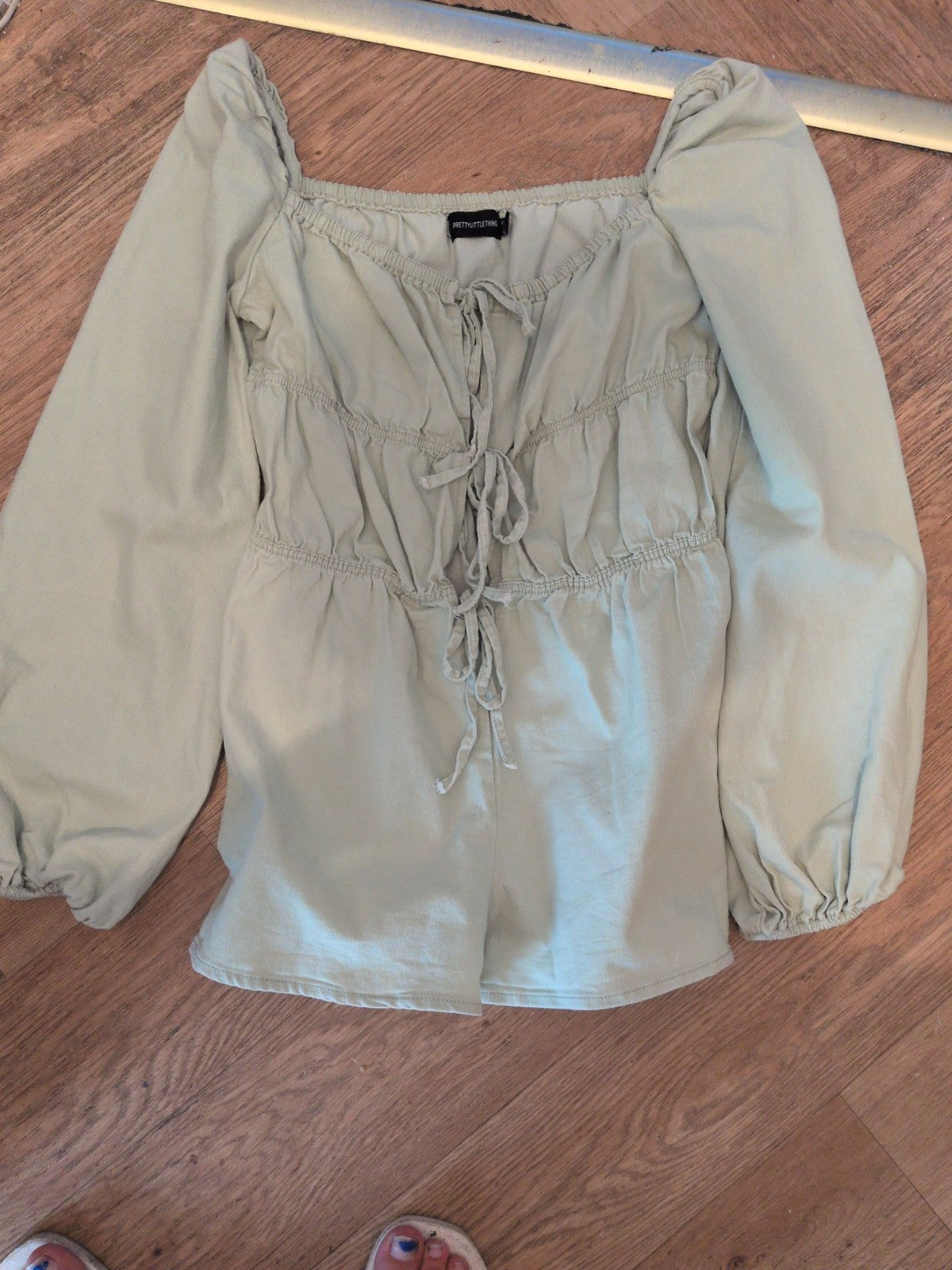 Ladies Prettylittlething 8 Pale Green Long Sleeve Playsuit