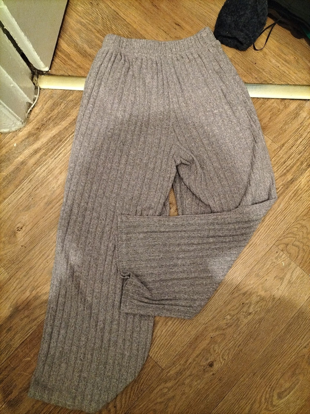 Ladies Size Large Pale Purple Ribbed Elasticated Leggings