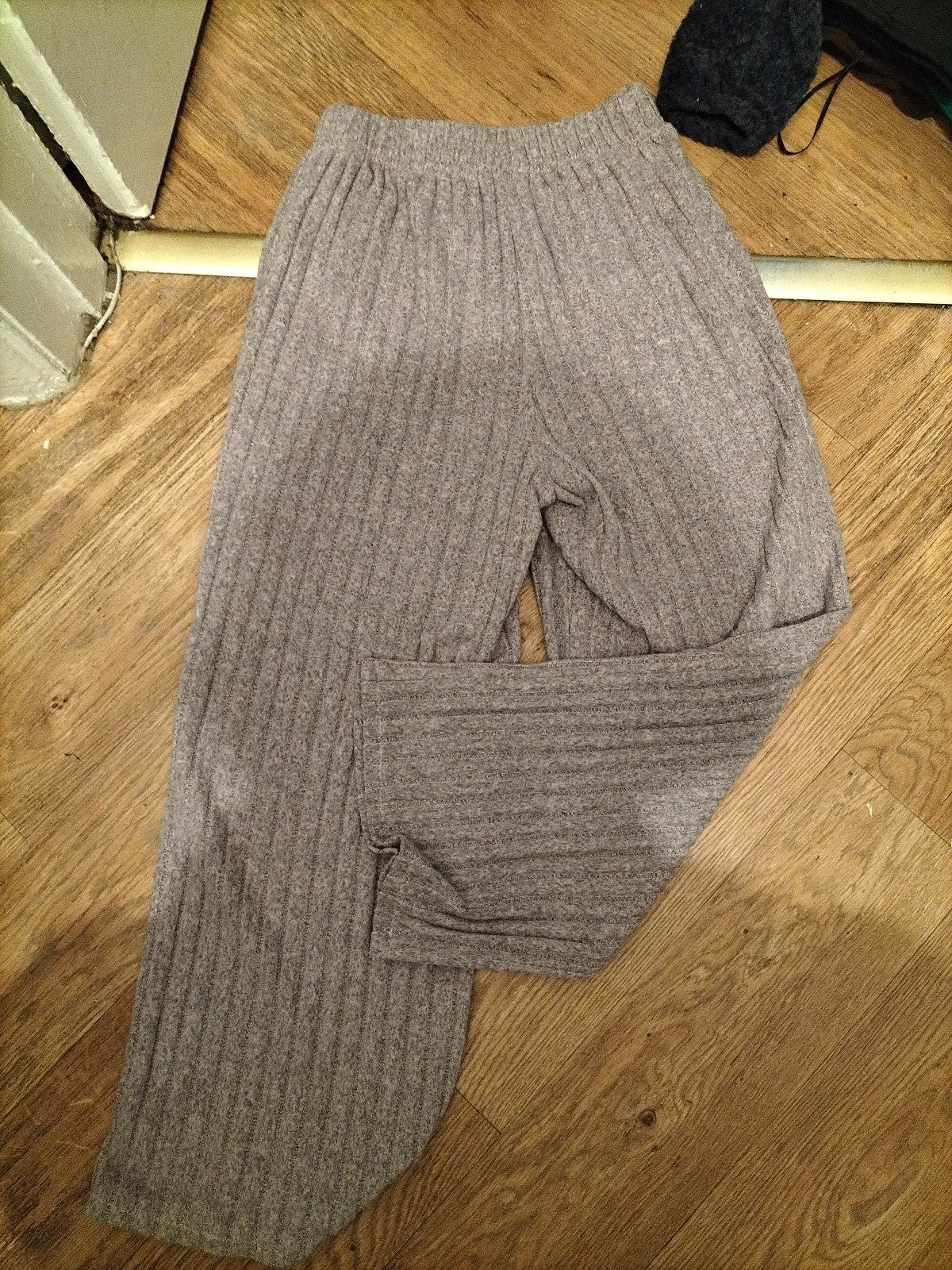 Ladies Size Large Pale Purple Ribbed Elasticated Leggings