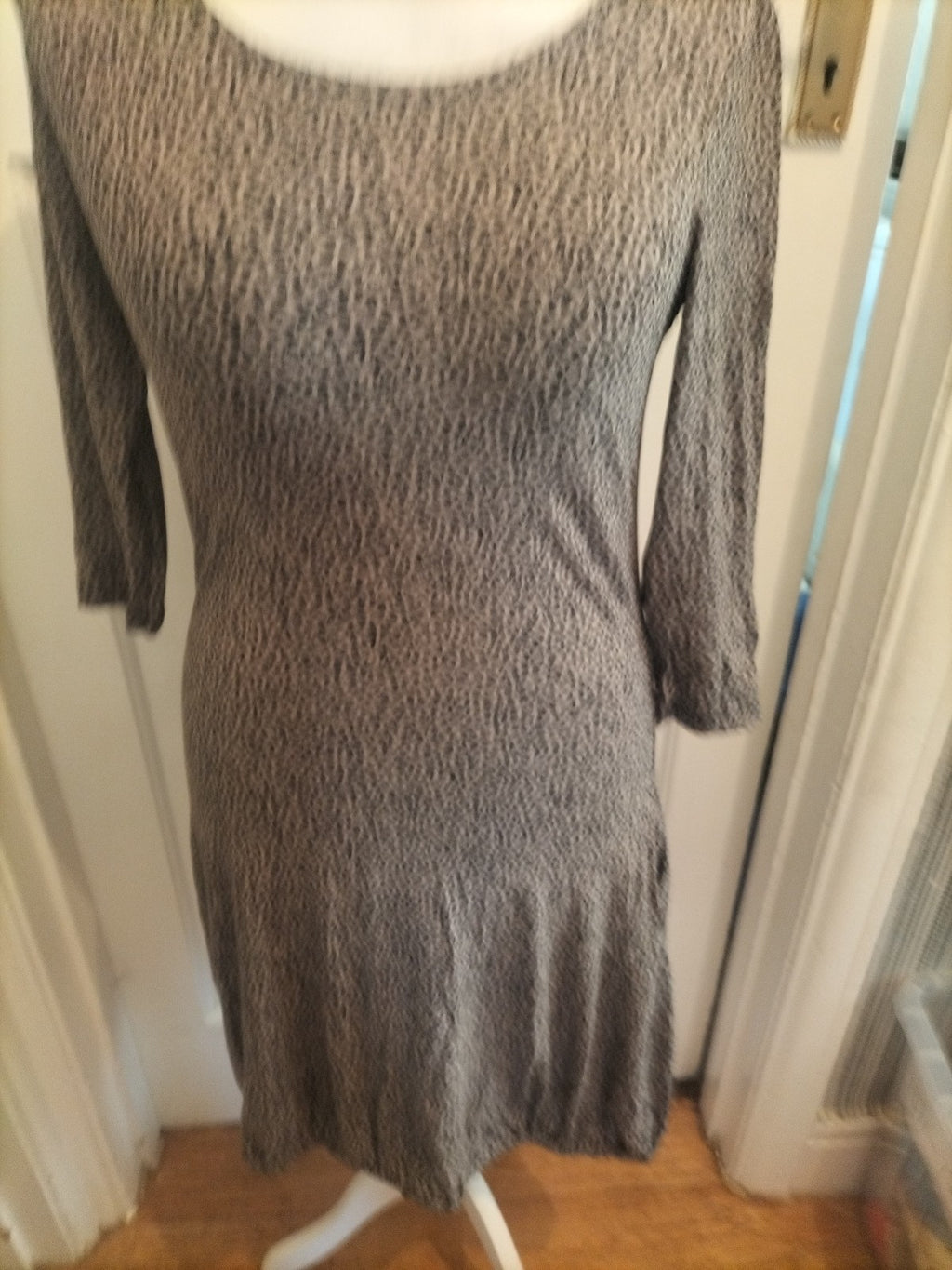Ladies Gabi Lauton Size 10 Beige And Black 3/4 Sleeved Dress