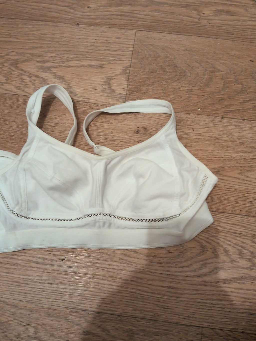 Matalan 34B White Unpadded Bra