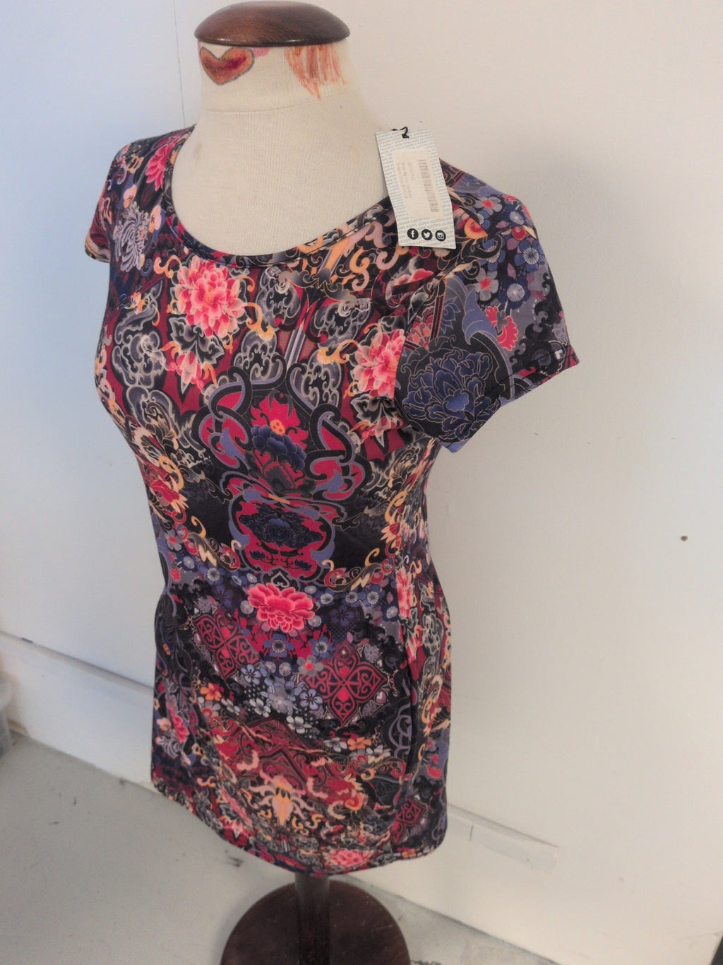 Brand New Ladies Boohoo 14 Multicoloured Aztec Short Sleeve Midi Dress