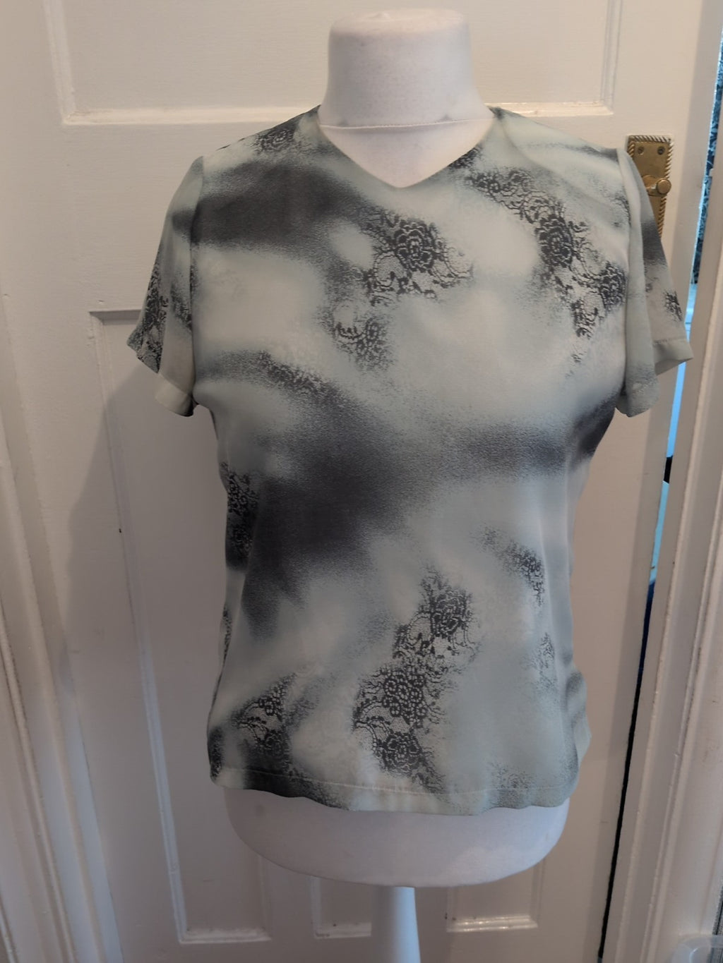 Gold 10 Turquoise Floral Short Sleeve Padded Blouse