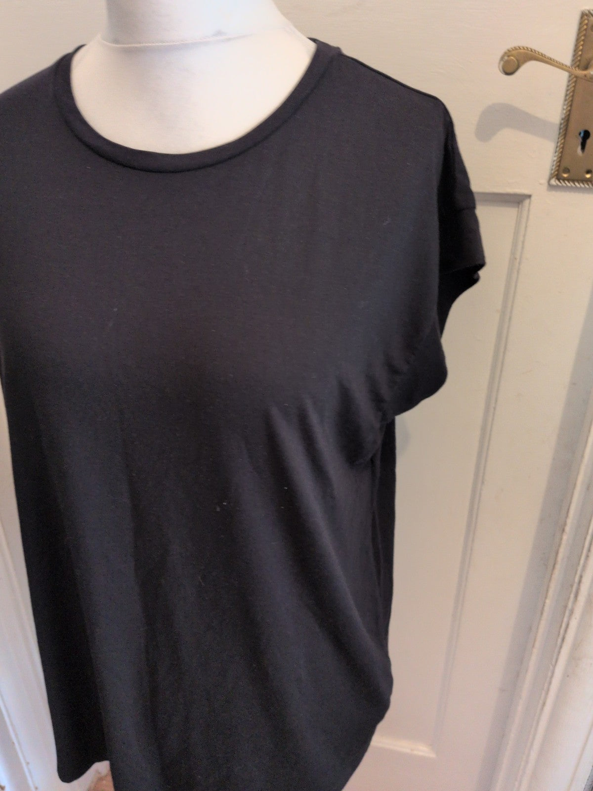 Ladies Primark Size Large Plain Black T-shirt