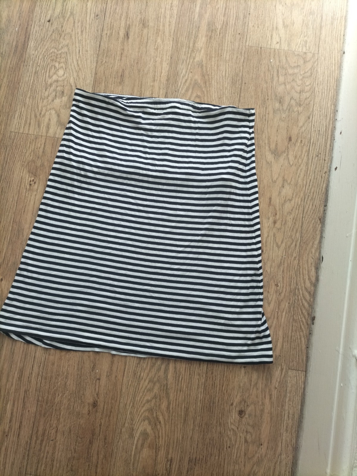 Ladies Baukjen Size 8 Navy White Striped Elasticated Mini Skirt