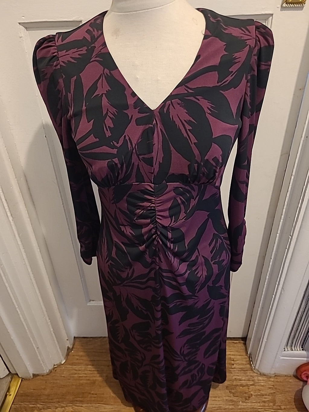 Ladies Roman Size 10 Deep Purple And Black Long Sleeved Dress