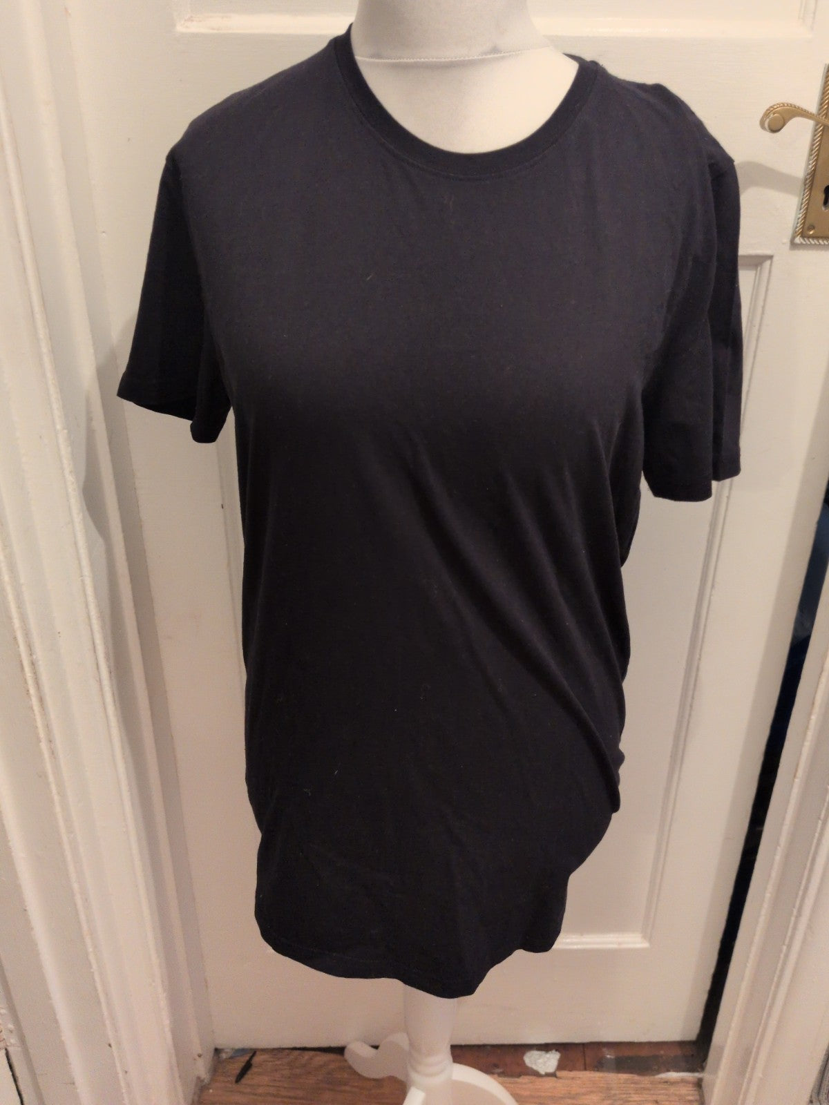 XL Black Short Sleeve T-shirt Ladies