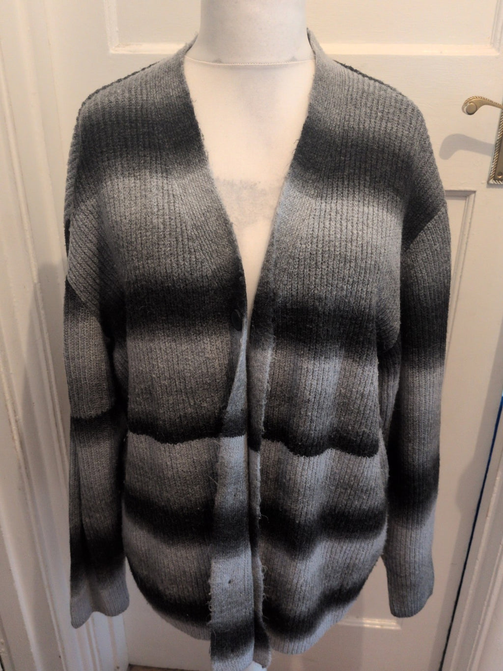 Next Edit Large Grey Fleck Cardigan