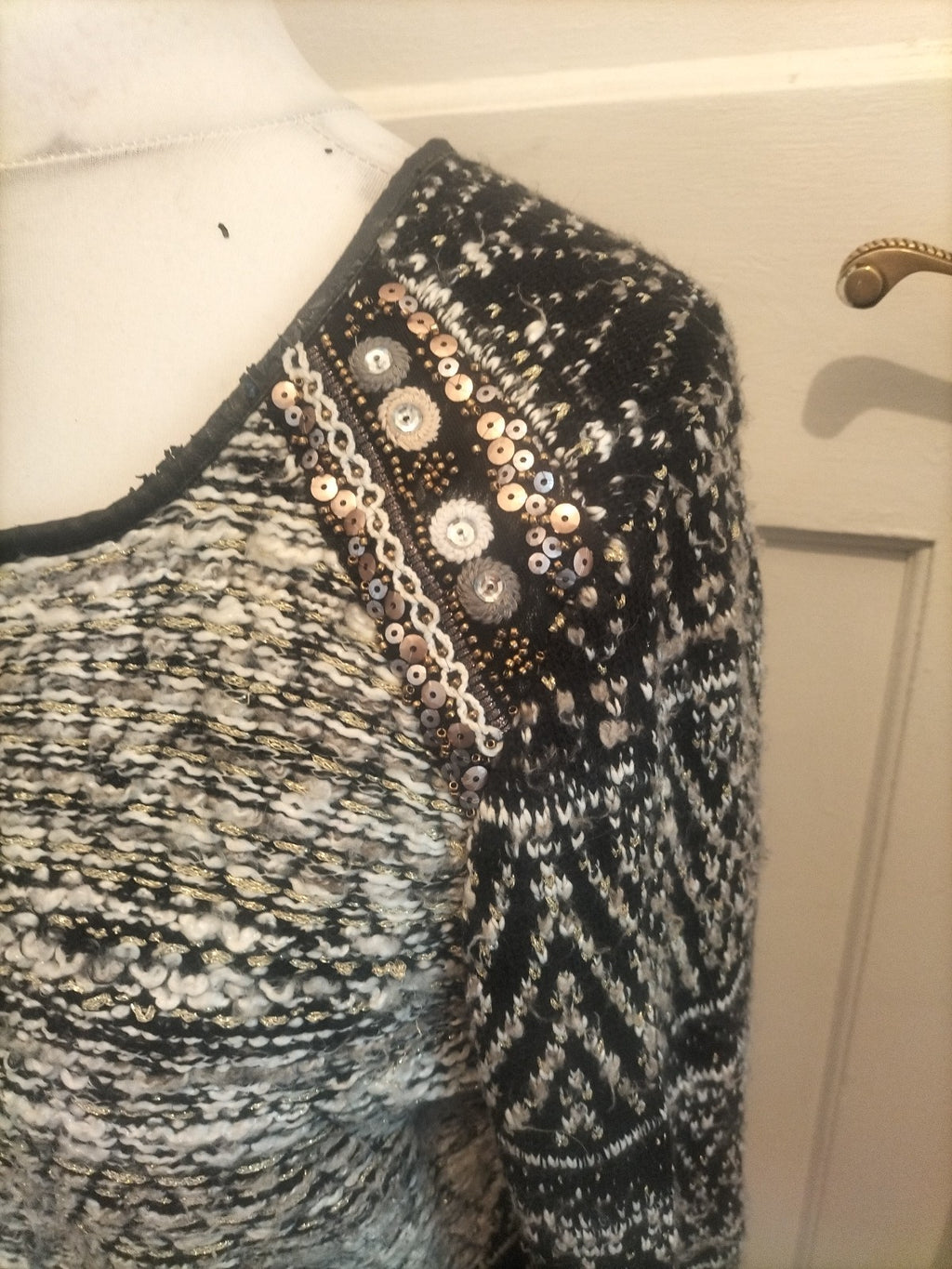 Ladies H&M Size Black White Gold Sequin Shoulder Cardigan