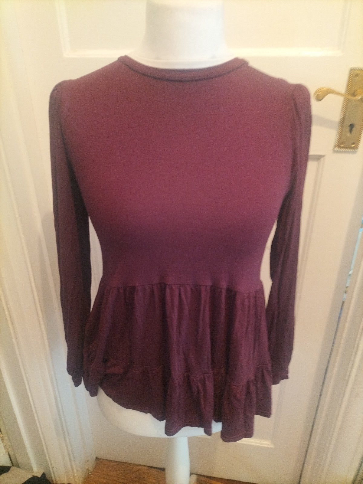 Ladies New Look Size 10 Purple Long Sleeved Flowy Blpuse