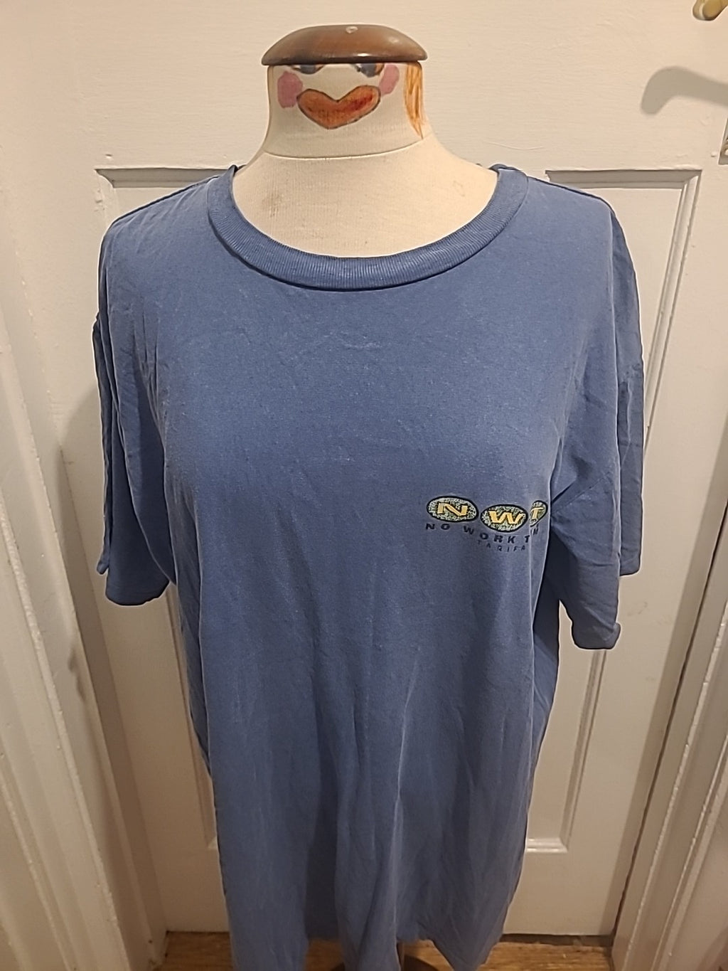 Mens NWT Size XL Blue Short Sleeved Tshirt