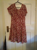Ladies Sweewë Size Small Red/white Floral Sleeveless Dress