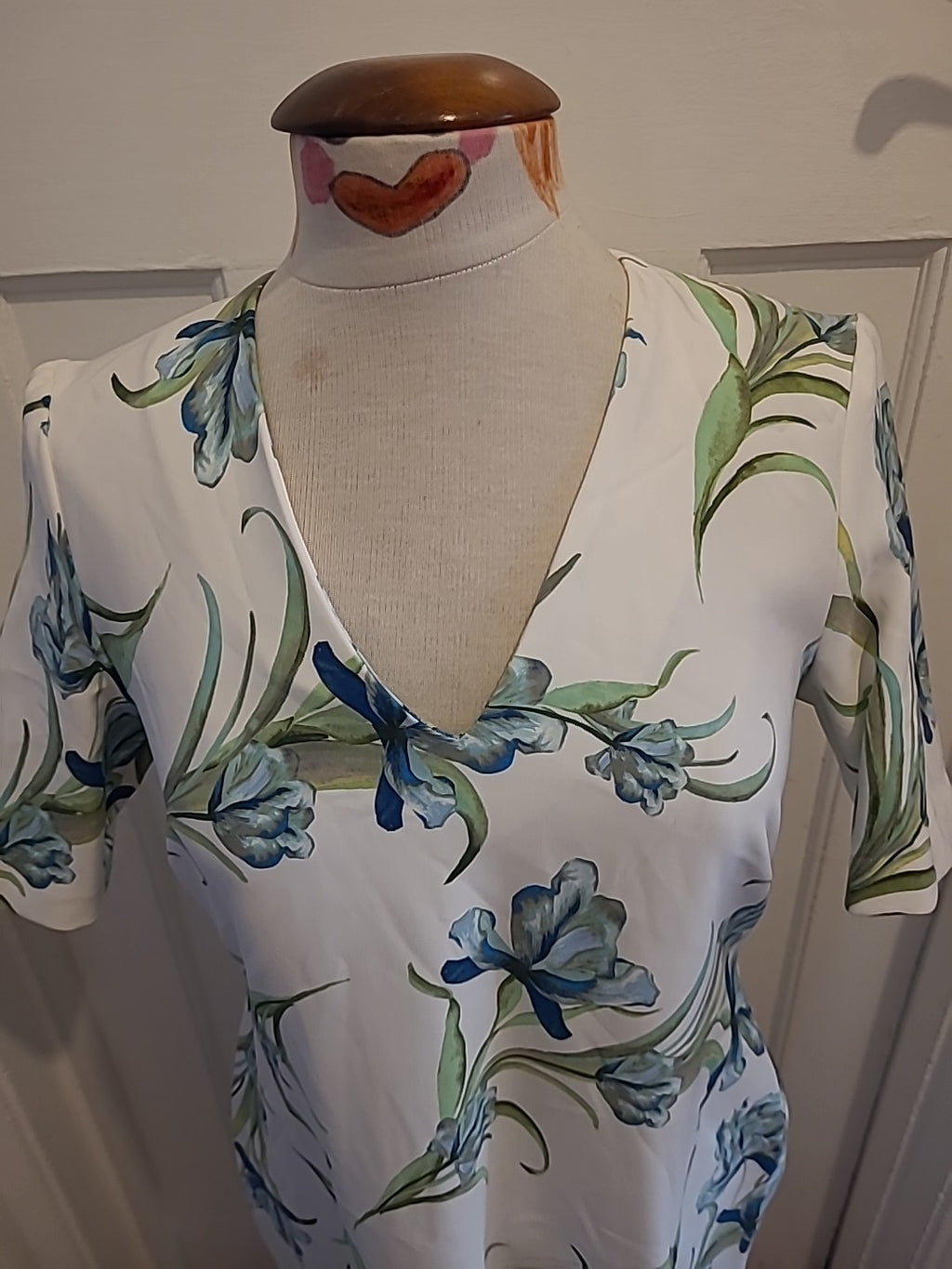 Ladies Marks And Spencer Size 14R White Green Blue Floral Short Sleeved Long...